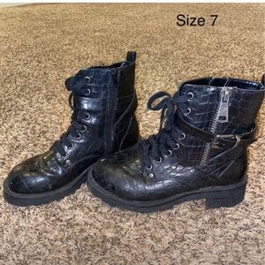 Black crocodile boots